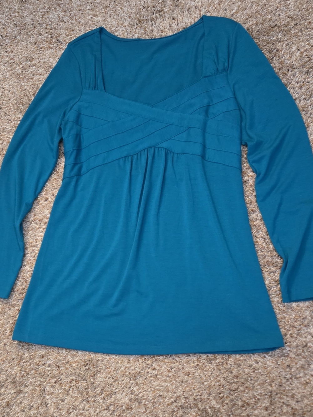 Women’s Teal Long-Sleeve Pleated Empire Top